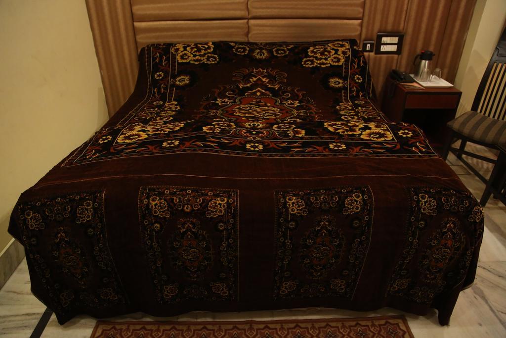 Hotel Wall City Нью-Дели Номер фото