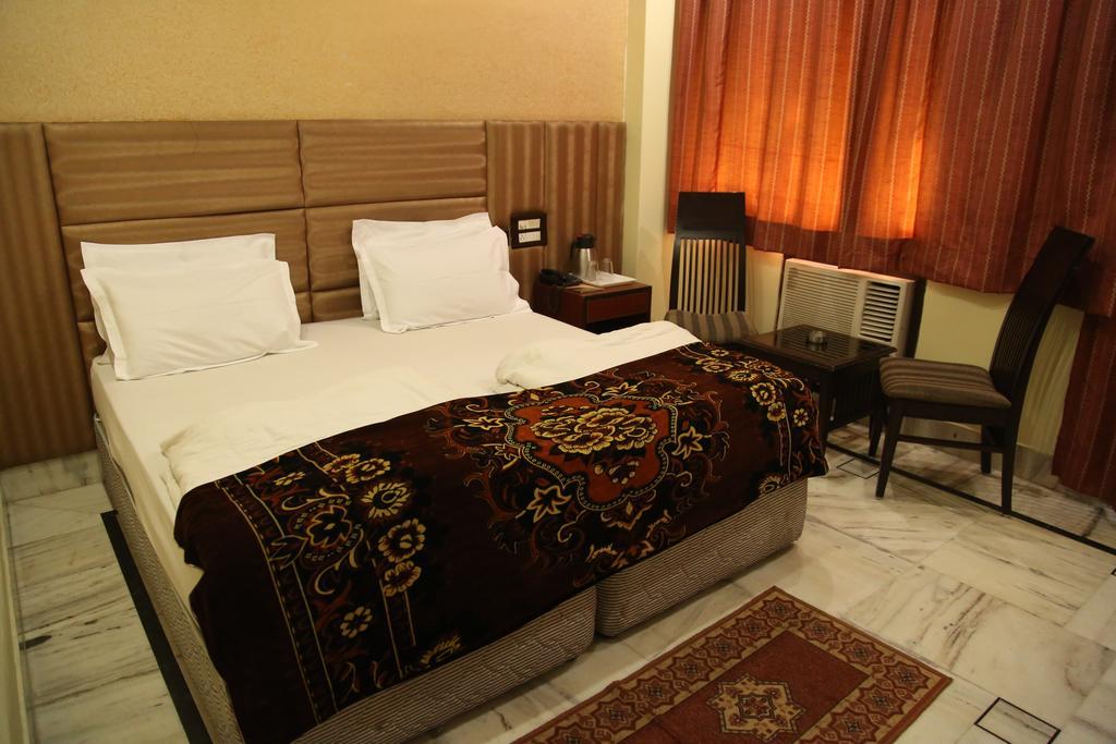 Hotel Wall City Нью-Дели Номер фото